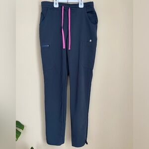 Women’s FIGS scrub pants XS/Tall